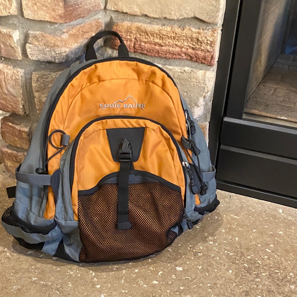 Eddie Bauer Trailhead 25L Backpack Excellent Condition